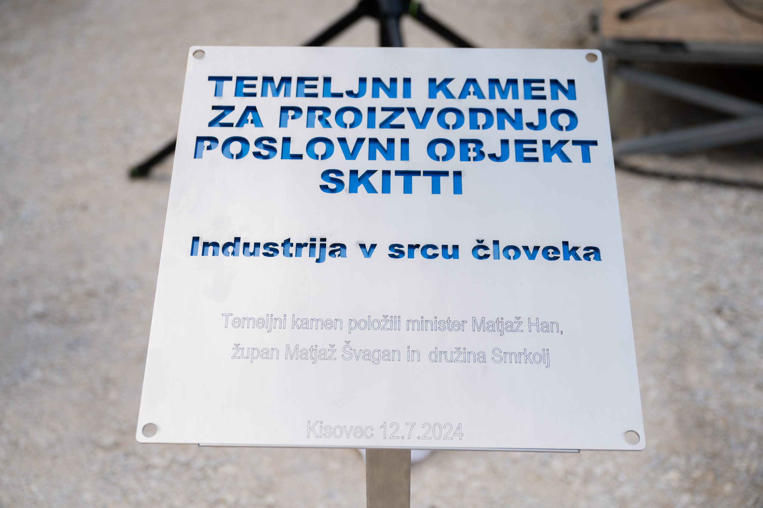 NOVA TOVARNA SKITTI